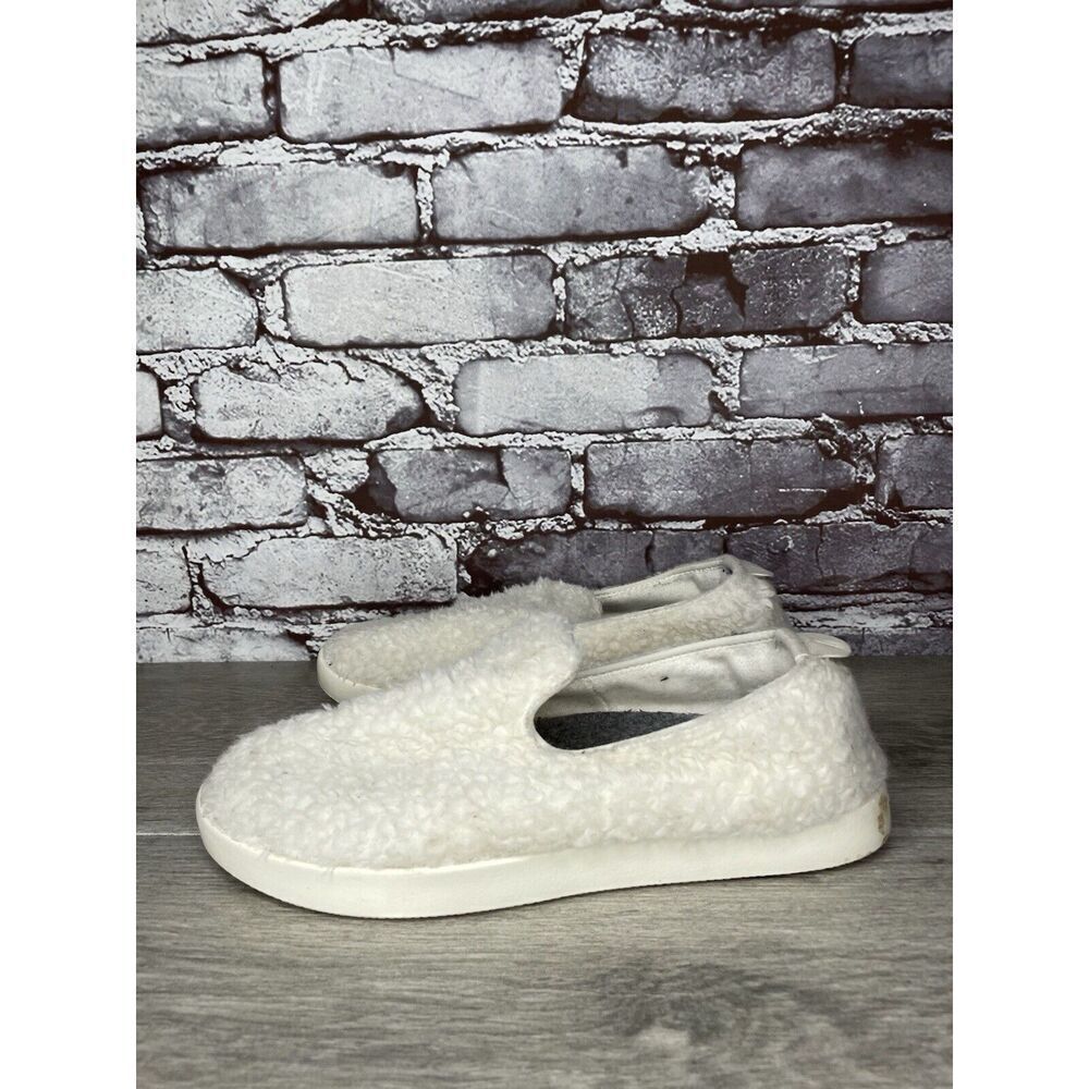 ALLBIRDS Merino Wool Sherpa White Slip On Lounge Sneakers Women’s Sz 8M US/38EU